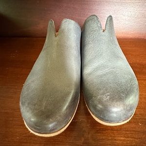 KorkEase Para Navy Indigo 10M Gently Used